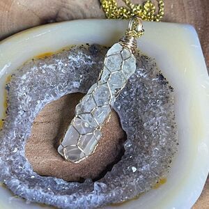 Citrine triple chip cage wire wrap gold tone pendant chain necklace